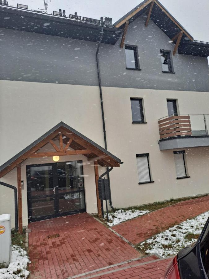 Apartament Sarna イェレニャ・グーラ エクステリア 写真