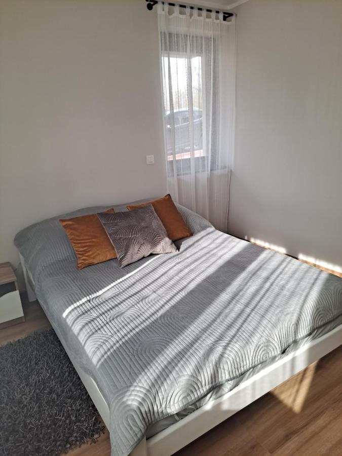 Apartament Sarna イェレニャ・グーラ エクステリア 写真
